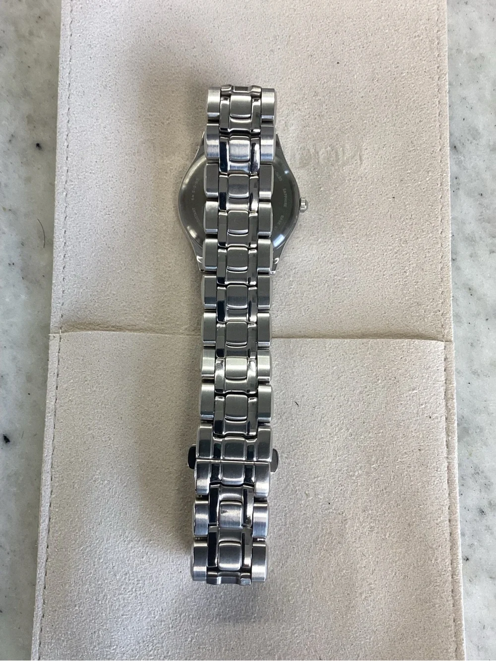 Citizen elegant accent slim